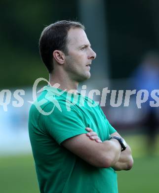 Fussball Kaerntner Liga. ATUS Ferlach gegen Voelkermarkt. Trainer Kurt Stuck (Voelkermarkt). Ferlach, am 14.8.2011.
Foto: Kuess
---
pressefotos, pressefotografie, kuess, qs, qspictures, sport, bild, bilder, bilddatenbank