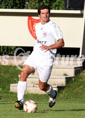 Fussball Kaerntner Liga. ATUS Ferlach gegen Voelkermarkt. Marko Kriznik(Ferlach). Ferlach, am 14.8.2011.
Foto: Kuess
---
pressefotos, pressefotografie, kuess, qs, qspictures, sport, bild, bilder, bilddatenbank