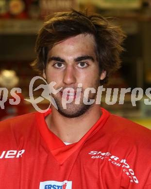 Eishockey. KAC. Portraitfoto. Mannschaftsfoto. Schumnig Martin. Klagenfurt, 17.8.2011.
Foto: Kuess
---
pressefotos, pressefotografie, kuess, qs, qspictures, sport, bild, bilder, bilddatenbank