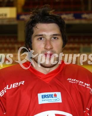 Eishockey. KAC. Portraitfoto. Mannschaftsfoto. Spurgeon Tyler. Klagenfurt, 17.8.2011.
Foto: Kuess
---
pressefotos, pressefotografie, kuess, qs, qspictures, sport, bild, bilder, bilddatenbank