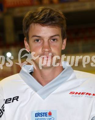 Eishockey. KAC. Portraitfoto. Mannschaftsfoto. Schellander Paul. Klagenfurt, 17.8.2011.
Foto: Kuess
---
pressefotos, pressefotografie, kuess, qs, qspictures, sport, bild, bilder, bilddatenbank