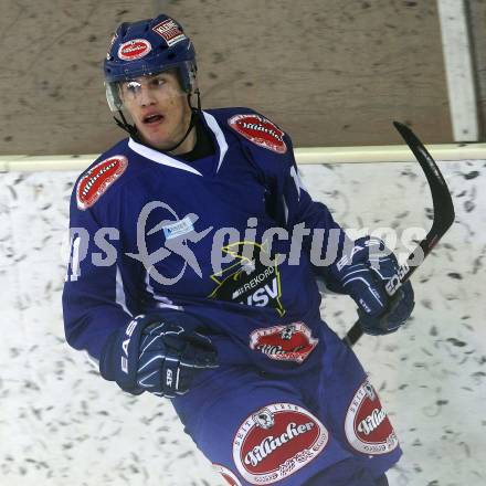 Eishockey Testspiel. Rudolf Hiti Cup. Olimpija Ljubljana gegen VSV. Torjubel Nico Toff (VSV). Bled, am 18.8.2011.
Foto: Kuess
---
pressefotos, pressefotografie, kuess, qs, qspictures, sport, bild, bilder, bilddatenbank
