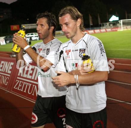 Fussball Bundesliga. Erste Liga. WAC/St. Andrae gegen Vienna. Sandro Zakany, Christoph Cemernjak (WAC/St.Andrae). Wolfsberg, 19.8.2011
Foto: Kuess

---
pressefotos, pressefotografie, kuess, qs, qspictures, sport, bild, bilder, bilddatenbank