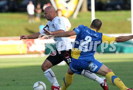 Fussball Bundesliga. Erste Liga. WAC/St. Andrae gegen Vienna. Stephan Stueckler, (WAC/St.Andrae), Erdzan Beciri (Vienna). Wolfsberg, 19.8.2011
Foto: Kuess

---
pressefotos, pressefotografie, kuess, qs, qspictures, sport, bild, bilder, bilddatenbank