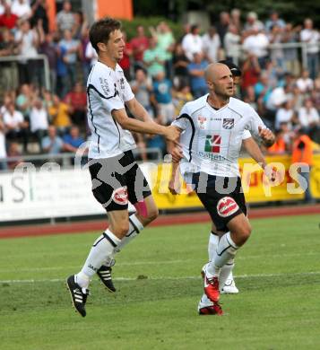 Fussball Bundesliga. Erste Liga. WAC/St. Andrae gegen Vienna. Torjubel Christian Falk, Stephan Stueckler (WAC/St.Andrae). Wolfsberg, 19.8.2011
Foto: Kuess

---
pressefotos, pressefotografie, kuess, qs, qspictures, sport, bild, bilder, bilddatenbank