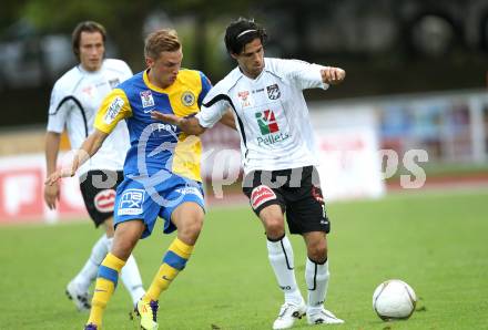 Fussball Bundesliga. Erste Liga. WAC/St. Andrae gegen Vienna. Jacobo, (WAC/St.Andrae), KOnstantiin Kerschbaumer (Vienna). Wolfsberg, 19.8.2011
Foto: Kuess

---
pressefotos, pressefotografie, kuess, qs, qspictures, sport, bild, bilder, bilddatenbank