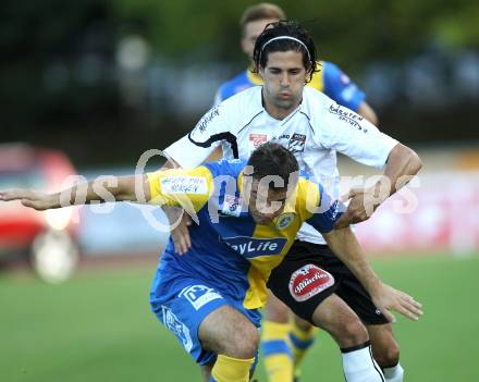 Fussball Bundesliga. Erste Liga. WAC/St. Andrae gegen Vienna. Jacobo,  (WAC/St.Andrae), Marco Salvatore (Vienna). Wolfsberg, 19.8.2011
Foto: Kuess

---
pressefotos, pressefotografie, kuess, qs, qspictures, sport, bild, bilder, bilddatenbank
