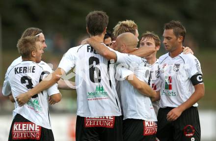 Fussball Bundesliga. Erste Liga. WAC/St. Andrae gegen Vienna. Torjubel WAC. Wolfsberg, 19.8.2011
Foto: Kuess

---
pressefotos, pressefotografie, kuess, qs, qspictures, sport, bild, bilder, bilddatenbank