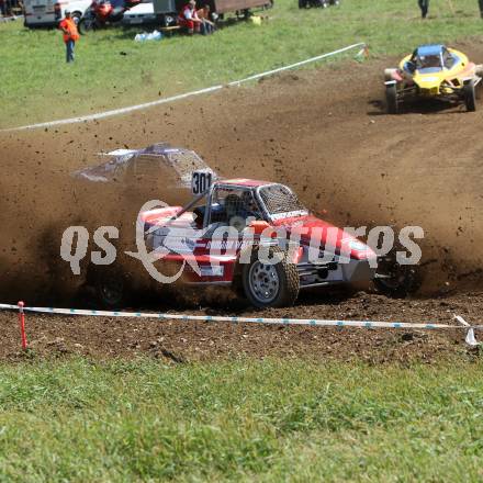 Autocross Staatsmeisterschaftslauf.  Walter Obmann. Meiselding, 21.8.2011
Foto: Kuess

---
pressefotos, pressefotografie, kuess, qs, qspictures, sport, bild, bilder, bilddatenbank