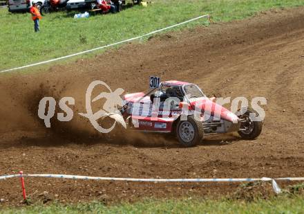 Autocross Staatsmeisterschaftslauf.  Walter Obmann (K).  Meiselding, 21.8.2011
Foto: Kuess

---
pressefotos, pressefotografie, kuess, qs, qspictures, sport, bild, bilder, bilddatenbank