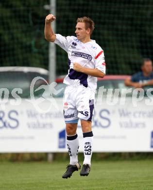 Fussball Regionalliga. SAK gegen Pasching. Torjubel Darijo Biscan (SAK). Klagenfurt, am 27.8.2011.
Foto: Kuess
---
pressefotos, pressefotografie, kuess, qs, qspictures, sport, bild, bilder, bilddatenbank