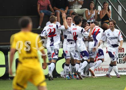 Fussball Regionalliga. SAK gegen Pasching. Torjubel (SAK). Klagenfurt, am 27.8.2011.
Foto: Kuess
---
pressefotos, pressefotografie, kuess, qs, qspictures, sport, bild, bilder, bilddatenbank