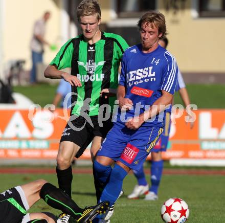 Fussball Kaerntner Liga. Voelkermarkt gegen Hermagor. Daniel Ulrich Primusch (Voelkermarkt), Michael Sternig (Hermagor). Voelkermarkt, am 3.9.2011.
Foto: Kuess
---
pressefotos, pressefotografie, kuess, qs, qspictures, sport, bild, bilder, bilddatenbank