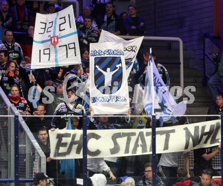 EBEL. Eishockey Bundesliga. EC Rekord Fenster VSV gegen EHC LIWEST Linz. Fans Linz. Villach, am 7.10.2011.
Foto: Kuess 


---
pressefotos, pressefotografie, kuess, qs, qspictures, sport, bild, bilder, bilddatenbank