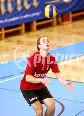 Volleyball. VBK Woerthersee Loewen gegen BLH - Amstetten. David Panev. Klagenfurt, 8.10.2011.
Foto: kuess
---
pressefotos, pressefotografie, kuess, qs, qspictures, sport, bild, bilder, bilddatenbank