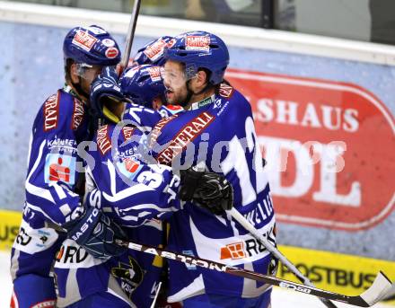 EBEL. Eishockey Bundesliga. EC Rekord Fenster VSV gegen EHC LIWEST Linz. Torjubel VSV. Villach, am 7.10.2011.
Foto: Kuess 


---
pressefotos, pressefotografie, kuess, qs, qspictures, sport, bild, bilder, bilddatenbank