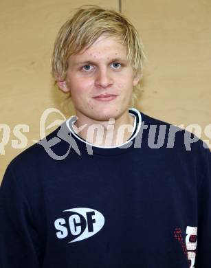 Handball. SC Kelag Ferlach. Christopher Dovjak (Ferlach). Ferlach, 15.10.2011.
Foto: Kuess
---
pressefotos, pressefotografie, kuess, qs, qspictures, sport, bild, bilder, bilddatenbank