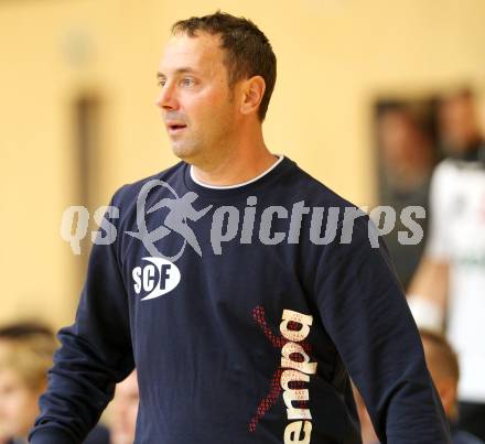 Handball. SC Kelag Ferlach gegen HC Shoppingcity Seiersberg. Trainer Boris Levc  (Ferlach). Ferlach, 15.10.2011.
Foto: Kuess
---
pressefotos, pressefotografie, kuess, qs, qspictures, sport, bild, bilder, bilddatenbank