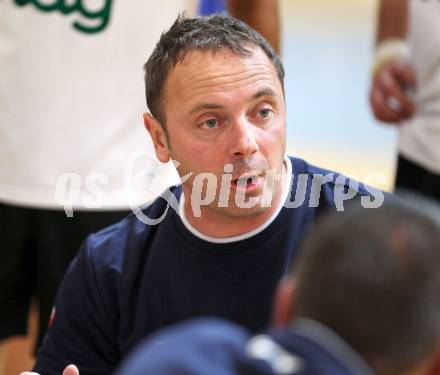 Handball. SC Kelag Ferlach gegen HC Shoppingcity Seiersberg. Trainer Boris Levc (Ferlach). Ferlach, 15.10.2011.
Foto: Kuess
---
pressefotos, pressefotografie, kuess, qs, qspictures, sport, bild, bilder, bilddatenbank