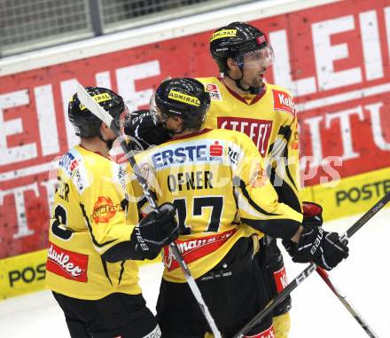 EBEL. Eishockey Bundesliga. EC Rekord Fenster VSV gegen UPC Vienna Capitals.  Torjubel   (Caps). Villach, am 21.10.2011.
Foto: Kuess 


---
pressefotos, pressefotografie, kuess, qs, qspictures, sport, bild, bilder, bilddatenbank