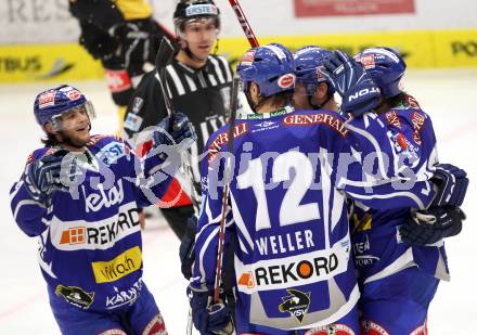 EBEL. Eishockey Bundesliga. EC Rekord Fenster VSV gegen UPC Vienna Capitals. Torjubel VSV. Villach, am 21.10.2011.
Foto: Kuess 


---
pressefotos, pressefotografie, kuess, qs, qspictures, sport, bild, bilder, bilddatenbank
