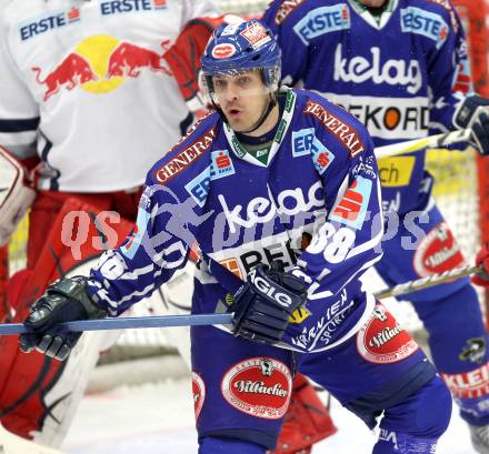 EBEL. Eishockey Bundesliga. EC Rekord Fenster VSV gegen EC Red Bull Salzburg. Shayne Toporowski (VSV). Villach, am 28.10.2011.
Foto: Kuess 


---
pressefotos, pressefotografie, kuess, qs, qspictures, sport, bild, bilder, bilddatenbank