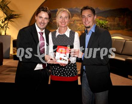 Buchpraesentation. Mein Kind im Sport. Marc Brabant, Roswitha Stadlober, Michael Suttnig  . Klagenfurt, am 31.10.2011.
Foto: Kuess
---
pressefotos, pressefotografie, kuess, qs, qspictures, sport, bild, bilder, bilddatenbank