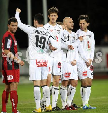 Fussball. Erste Liga. RZ Pellets WAC/St. Andrae gegen  LASK. Mauer, Roland Putsche, Christian Falk, Stephan Stueckler, Jacobo (WAC). Wolfsberg, 4.11.2010. 
Foto: Kuess

---
pressefotos, pressefotografie, kuess, qs, qspictures, sport, bild, bilder, bilddatenbank