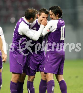 Fussball. Regionalliga. SG Austria Klagenfurt gegen DSV Leoben. Torjubel  Reich Marco, Stefan Korepp, Hota Almedin (Austria Klagenfurt). Klagenfurt, 11.11.2011. 
Foto: Kuess

---
pressefotos, pressefotografie, kuess, qs, qspictures, sport, bild, bilder, bilddatenbank