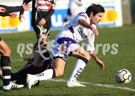 Fussball Regionalliga. SAK gegen Gleinstaetten. Thomas Riedl (SAK). Klagenfurt, am 12.11.2011.
Foto: Kuess
---
pressefotos, pressefotografie, kuess, qs, qspictures, sport, bild, bilder, bilddatenbank
