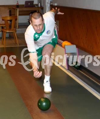 Kegeln Bundesliga. KSK Klagenfurt. Werner Roessler. Klagenfurt, am 12.11.2011.
Foto: Kuess 
---
pressefotos, pressefotografie, kuess, qs, qspictures, sport, bild, bilder, bilddatenbank