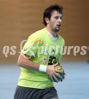 Handball Bundesliga. HC Kelag Kaernten gegen UHC Erste Bank Hollabrunn.  Josip Pecina (HCK 59). Viktring, am 12.11.2011.
Foto: Kuess
---
pressefotos, pressefotografie, kuess, qs, qspictures, sport, bild, bilder, bilddatenbank