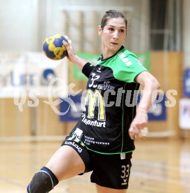 Handball Europacup. SG Witasek Kaernten gegen HBC Nimes (FRA). Gabriela Eugenia Rotis-Nagy (Kaernten). Feldkirchen, am 11.11.2011.
Foto: Kuess
---
pressefotos, pressefotografie, kuess, qs, qspictures, sport, bild, bilder, bilddatenbank