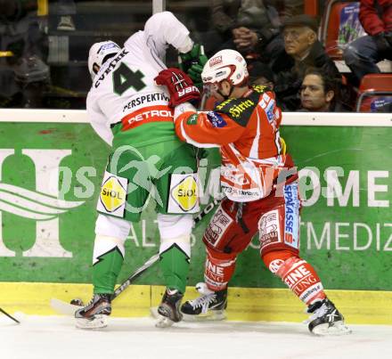 EBEL. Eishockey Bundesliga. KAC gegen HDD TILIA Olimpija Ljubljana. TENUTE Joseph Joey (KAC), CVETEK Igor (Laibach). Klagenfurt, am 16.11.2011.
Foto: Kuess

---
pressefotos, pressefotografie, kuess, qs, qspictures, sport, bild, bilder, bilddatenbank