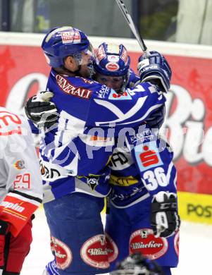 EBEL. Eishockey Bundesliga. EC Rekord Fenster VSV gegen HK Acroni Jesenice.  Torjubel (VSV). Villach, am 18.11.2011.
Foto: Kuess 


---
pressefotos, pressefotografie, kuess, qs, qspictures, sport, bild, bilder, bilddatenbank