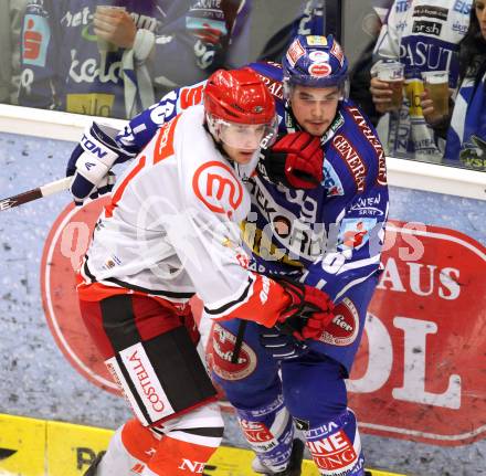 EBEL. Eishockey Bundesliga. EC Rekord Fenster VSV gegen HK Jesenice.  Michael Koefeler,  (VSV), Luka Tosic (HK Jesenice). Villach, am 27.11.2011.
Foto: Kuess 


---
pressefotos, pressefotografie, kuess, qs, qspictures, sport, bild, bilder, bilddatenbank