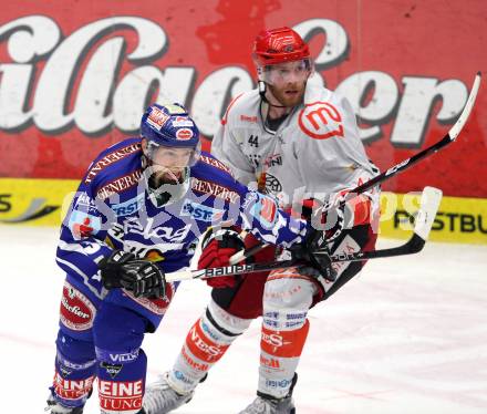 EBEL. Eishockey Bundesliga. EC Rekord Fenster VSV gegen HK Jesenice.  Markus Peintner,  (VSV), Andrej Tavzelj (HK Jesenice). Villach, am 27.11.2011.
Foto: Kuess 


---
pressefotos, pressefotografie, kuess, qs, qspictures, sport, bild, bilder, bilddatenbank