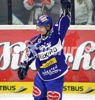 EBEL. Eishockey Bundesliga. EC Rekord Fenster VSV gegen HK Jesenice.  Torjubel Shayne Toporowski (VSV). Villach, am 27.11.2011.
Foto: Kuess 


---
pressefotos, pressefotografie, kuess, qs, qspictures, sport, bild, bilder, bilddatenbank