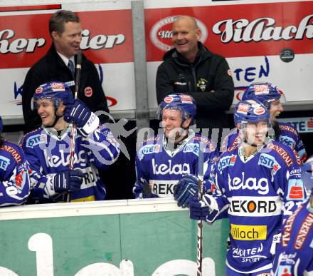 EBEL. Eishockey Bundesliga. EC Rekord Fenster VSV gegen HK Jesenice.  Jubel VSV. Villach, am 27.11.2011.
Foto: Kuess 


---
pressefotos, pressefotografie, kuess, qs, qspictures, sport, bild, bilder, bilddatenbank