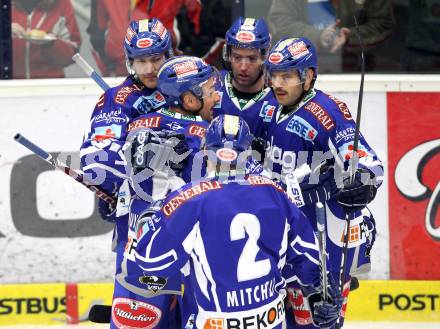 EBEL. Eishockey Bundesliga. EC Rekord Fenster VSV gegen HK Jesenice.  Torjubel VSV. Villach, am 27.11.2011.
Foto: Kuess 


---
pressefotos, pressefotografie, kuess, qs, qspictures, sport, bild, bilder, bilddatenbank