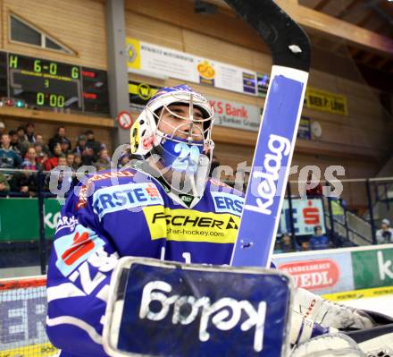 EBEL. Eishockey Bundesliga. EC Rekord Fenster VSV gegen HK Jesenice.  Bernhard Starkbaum (VSV). Villach, am 27.11.2011.
Foto: Kuess 


---
pressefotos, pressefotografie, kuess, qs, qspictures, sport, bild, bilder, bilddatenbank