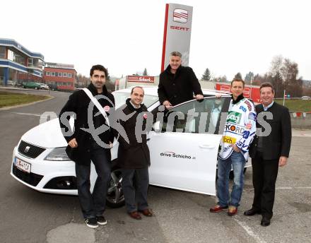 Eishockey. Bundesliga. VSV. Autohaus Schicho. Stefan Widitsch, Gert Prohaska, Mike Craig, Giuseppe Mion. Villach, 30.11.2011.
Foto: Kuess
---
pressefotos, pressefotografie, kuess, qs, qspictures, sport, bild, bilder, bilddatenbank