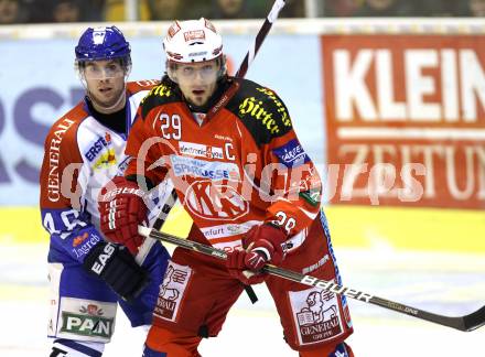 EBEL. Eishockey Bundesliga. KAC gegen KHL Medvescak Zagreb. Christoph Brandner, (KAC), Kenneth Macaulay  (Zagreb). Klagenfurt, am 2.12.2011.
Foto: Kuess

---
pressefotos, pressefotografie, kuess, qs, qspictures, sport, bild, bilder, bilddatenbank