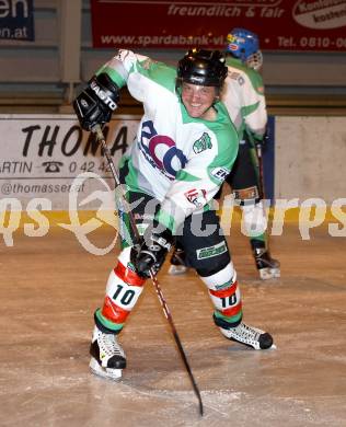 Eishockey Kaerntner Liga Mitte. DSG Ledenitzen. KAZIANKA Simon. Velden, am 1.12.2011.
Foto: Kuess
---
pressefotos, pressefotografie, kuess, qs, qspictures, sport, bild, bilder, bilddatenbank