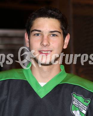 Eishockey Kaerntner Liga Mitte. DSG Ledenitzen. Sandro Rabitsch. Velden, am 1.12.2011.
Foto: Kuess
---
pressefotos, pressefotografie, kuess, qs, qspictures, sport, bild, bilder, bilddatenbank