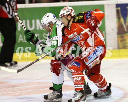 EBEL. Eishockey Bundesliga. KAC gegen HDD TILIA Olimpija Ljubljana. FUREY Kirk (KAC), ROPRET Anze (Laibach). Klagenfurt, am 6.12.2011.
Foto: Kuess

---
pressefotos, pressefotografie, kuess, qs, qspictures, sport, bild, bilder, bilddatenbank