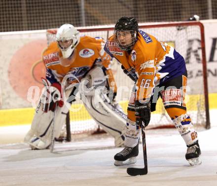 Eishockey Kaerntner Liga Mitte. EC Gummern.  Karim Saidi. Steindorf, am 3.12.2011.
Foto: Kuess
---
pressefotos, pressefotografie, kuess, qs, qspictures, sport, bild, bilder, bilddatenbank