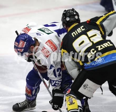 Eishockey. Tiroler Elite Liga. VSV U20 gegen Zirl. Villach, am 9.12.2011.
Foto: Kuess
---
pressefotos, pressefotografie, kuess, qs, qspictures, sport, bild, bilder, bilddatenbank
