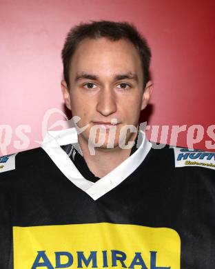 Eishockey. CHL. Carinthian Hockey League. USC HUFIX Velden.  Herwig Unterweger. Velden, 12.12.2011.
Foto: Kuess
---
pressefotos, pressefotografie, kuess, qs, qspictures, sport, bild, bilder, bilddatenbank