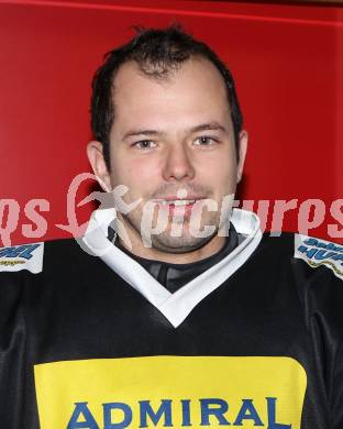 Eishockey. CHL. Carinthian Hockey League. USC HUFIX Velden. Alfred Groyer. Velden, 12.12.2011.
Foto: Kuess
---
pressefotos, pressefotografie, kuess, qs, qspictures, sport, bild, bilder, bilddatenbank